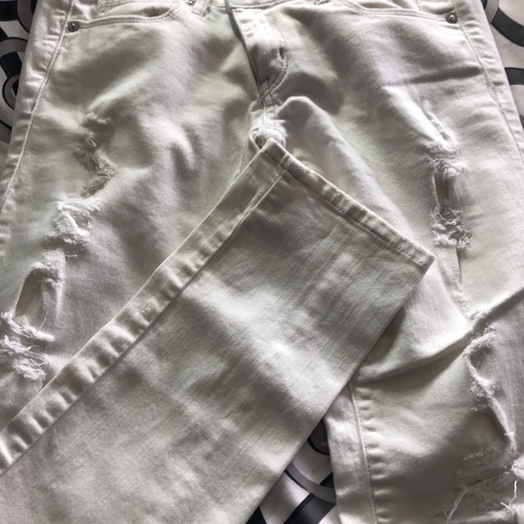 American Eagle distressed jeans size 2 - Picture 2 of 6